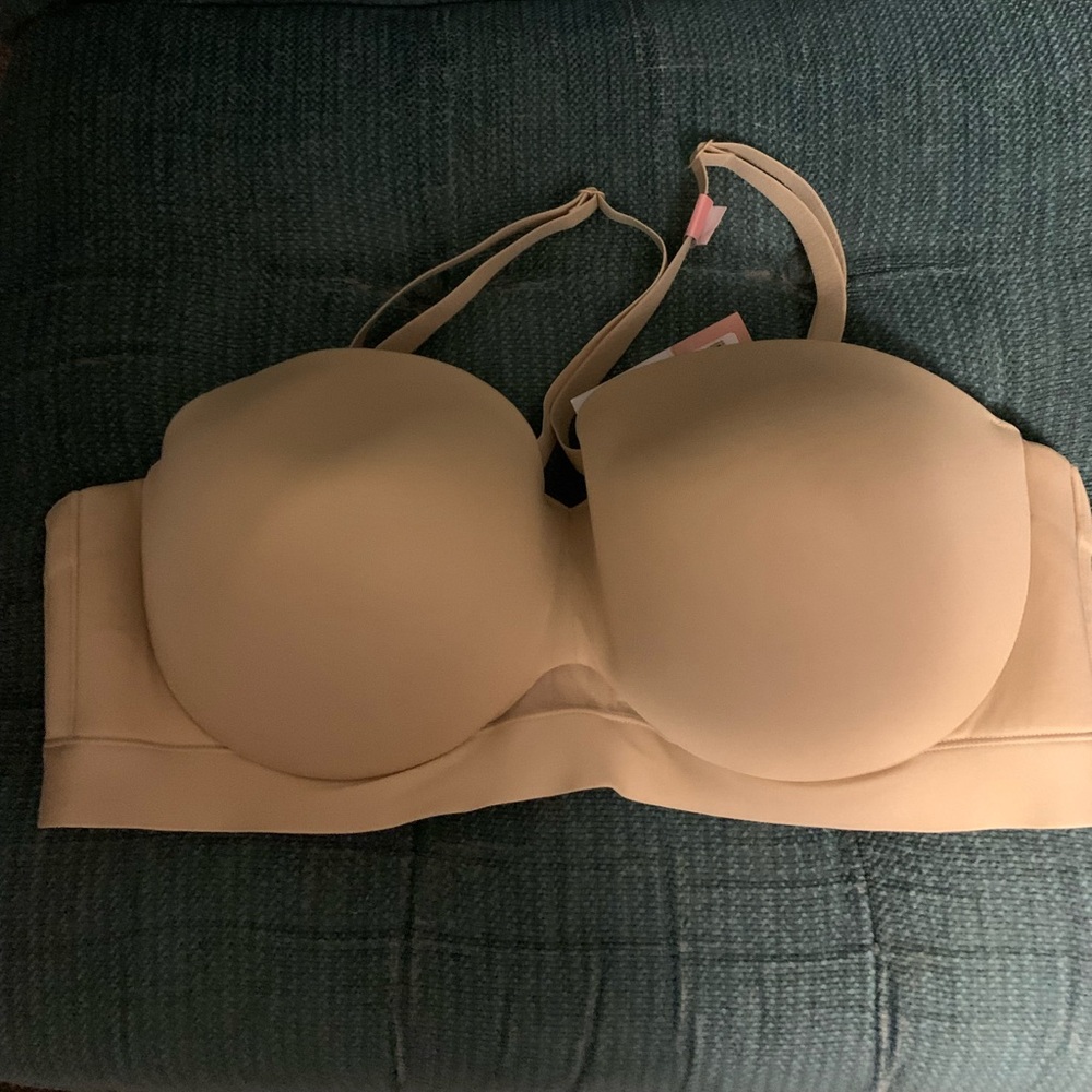 Cacique Lightly Lined Multi-Way Strapless Bra from Lane Bryant - NWT - 40D